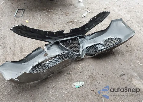 2019 Alfa Romeo Giulia z USA, uszkodzony, nr VIN ZARFAMAN8K7599187